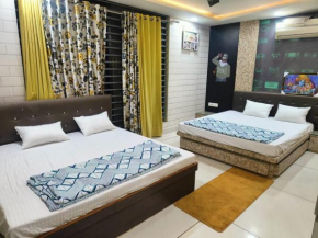 NATRAJ GUEST HOUSE ! near Mahakal Temple ! Prime Location